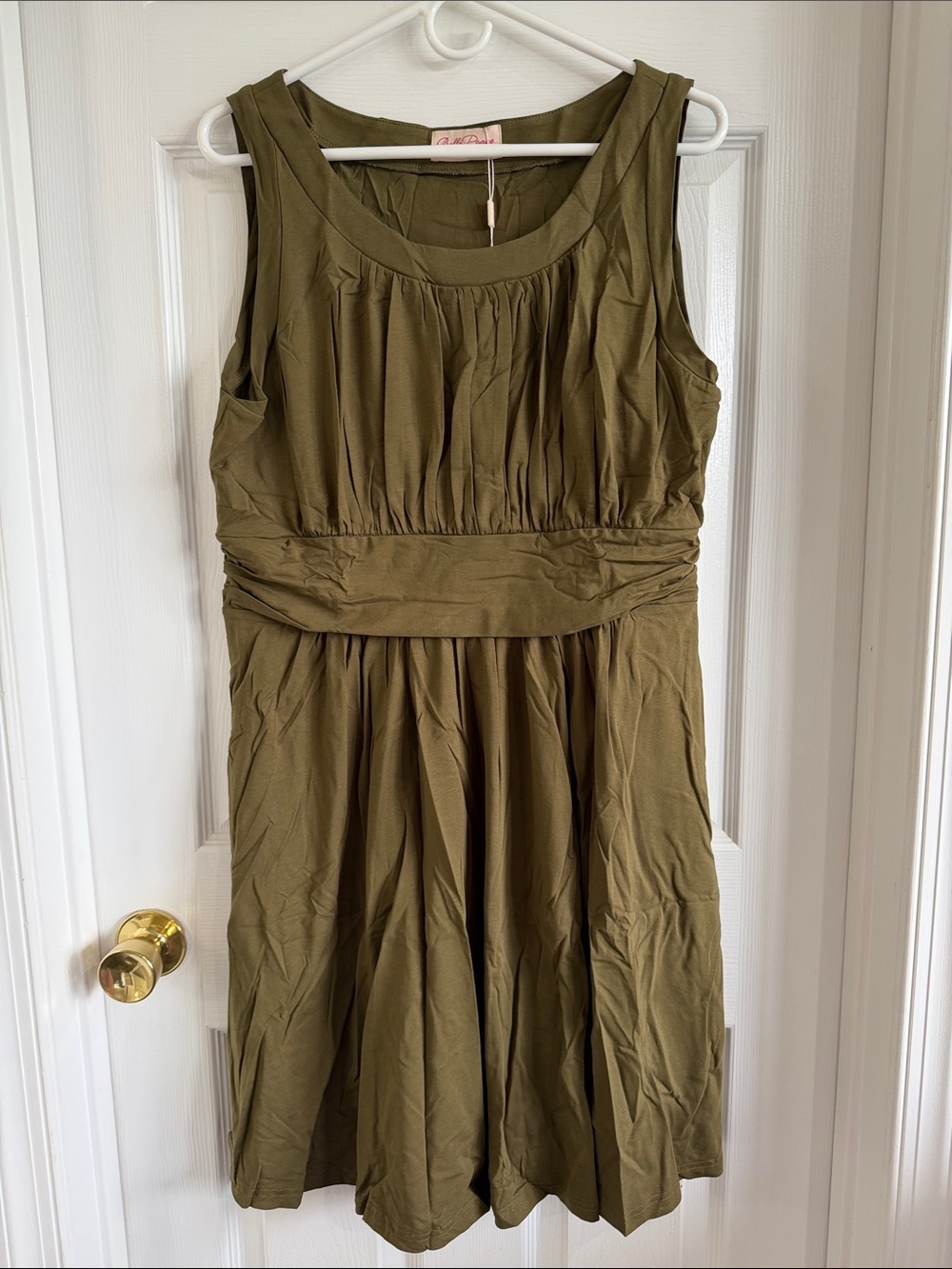 NWT Sleeveless Olive Waist-Detail Midi Dress